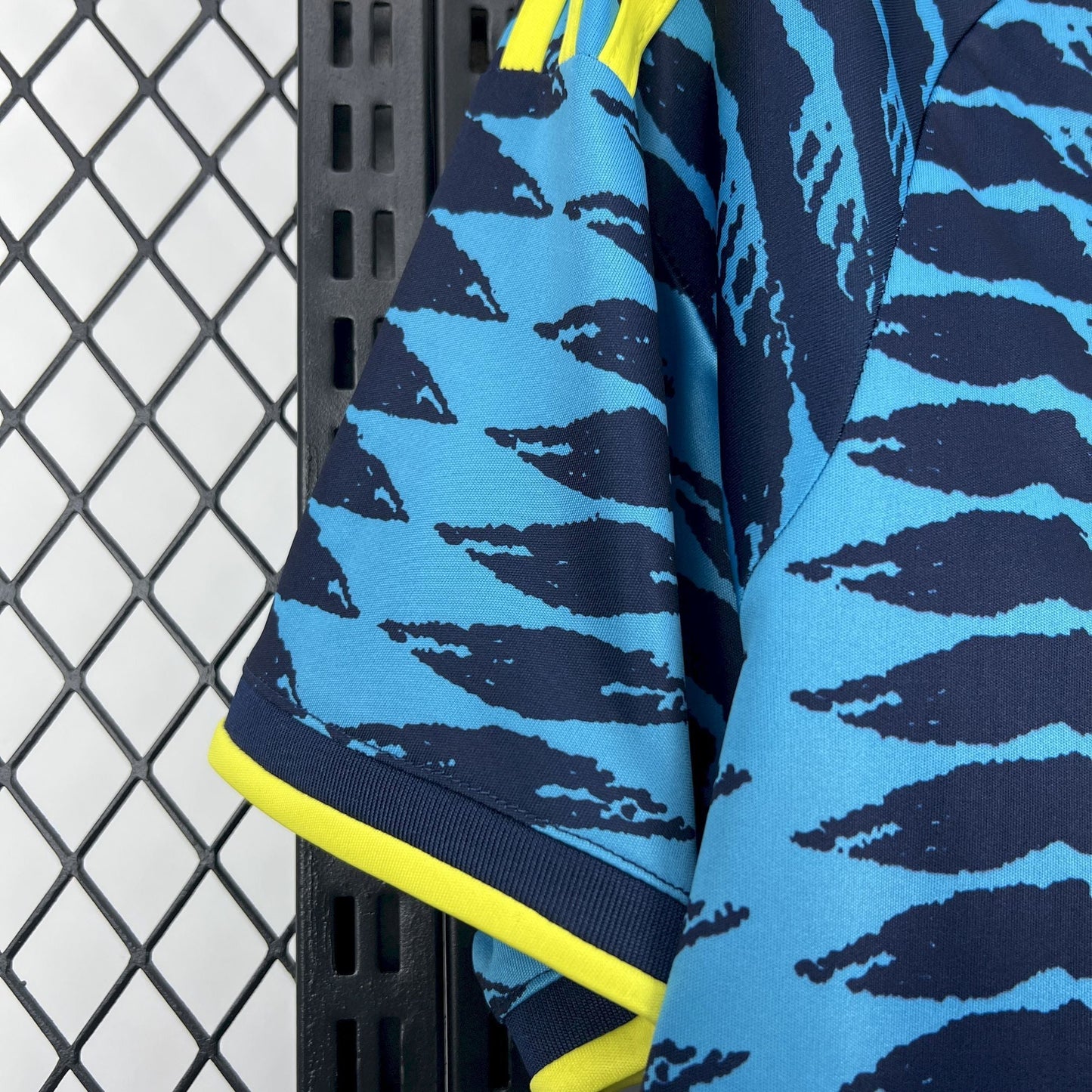 Colombia Daniel Muñoz 2 Away Soccer Jersey World Cup 2026